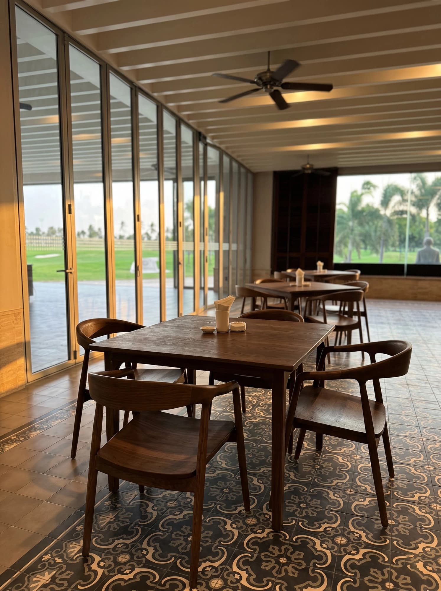 STARHOUSE LOUNGE, JEONGSAN VINA CO., LTD. - Cu Lao Hamlet, Dai Phuoc Commune, Dong Nai City, Vietnam — 1